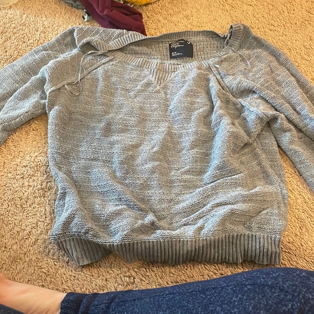 Size women medium American eagle sweater